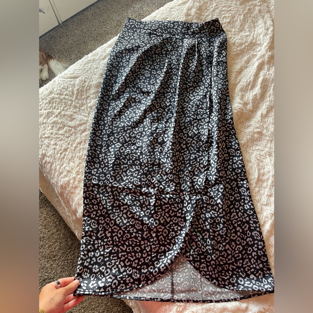 Leopard print skirt